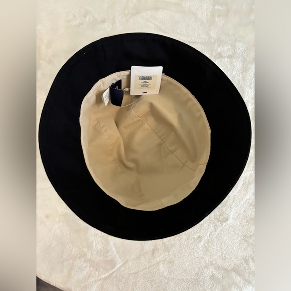 Gap Women’s Hat (S/M) (NWT) - Picture 3 of 7